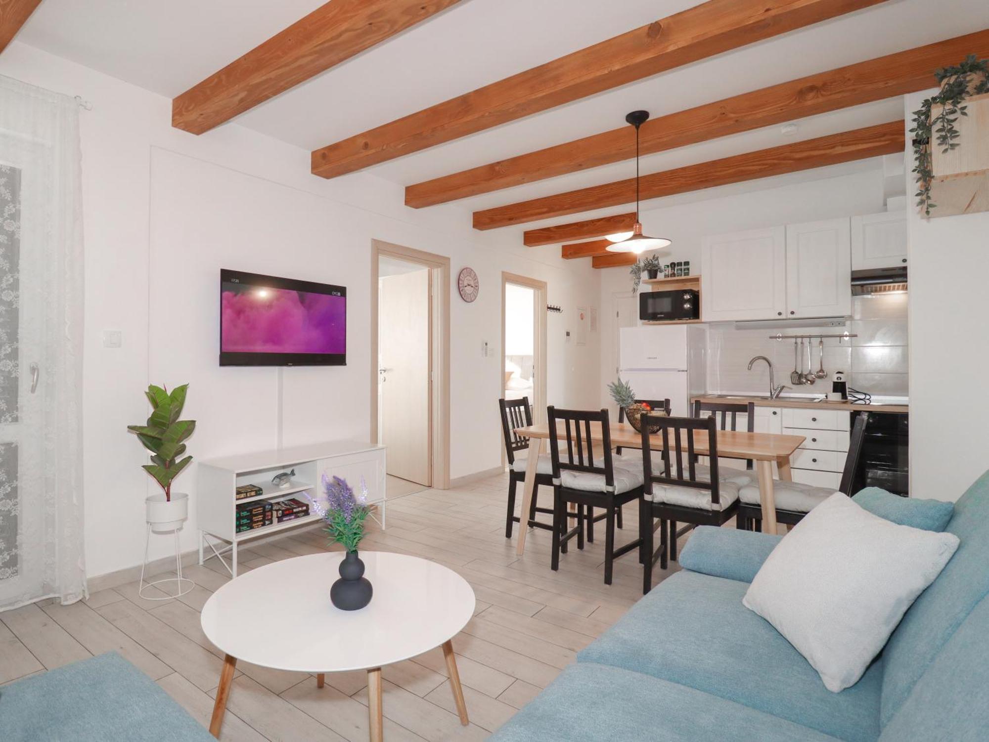 Laura Apartments Бродарица Экстерьер фото