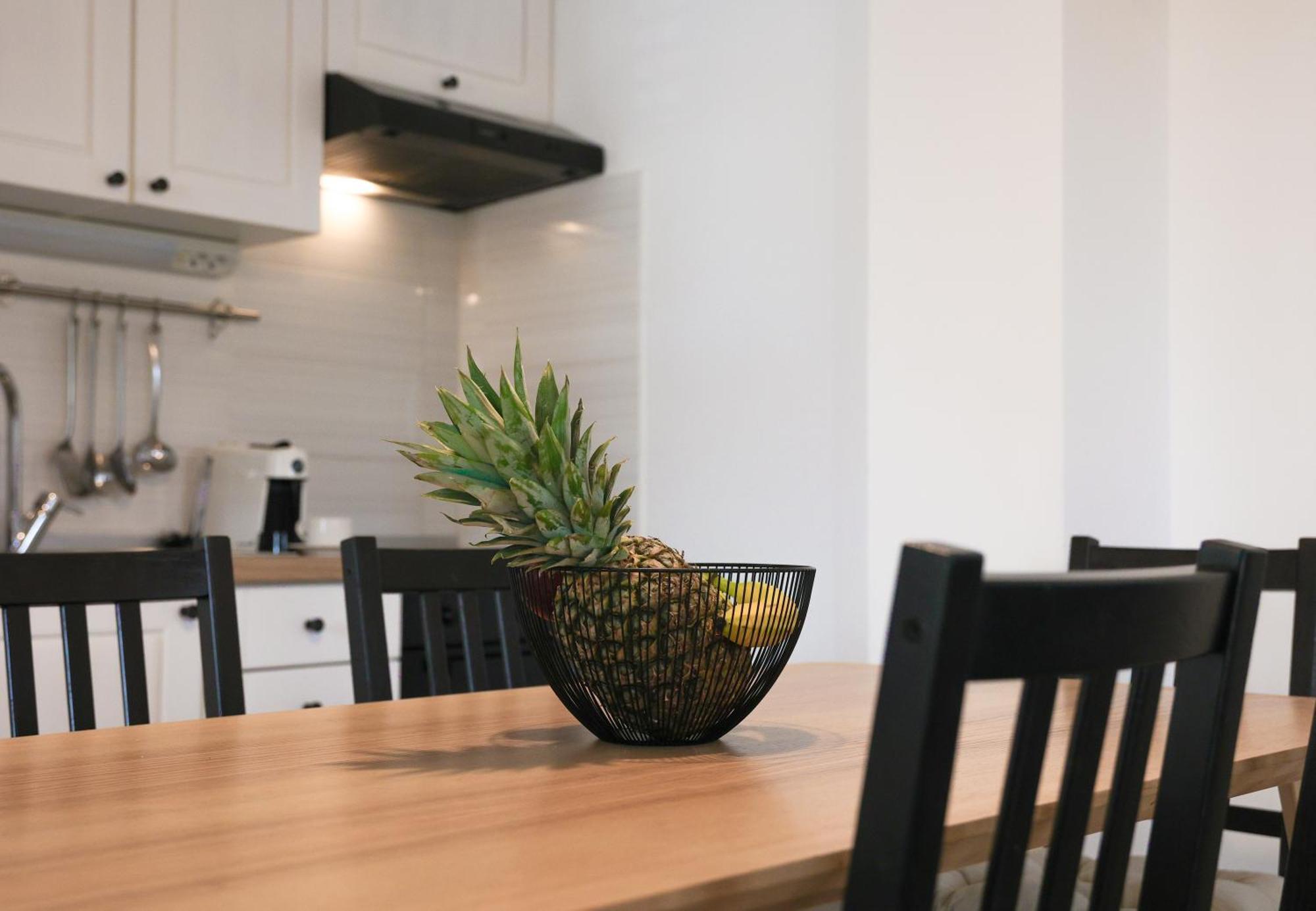 Laura Apartments Бродарица Экстерьер фото