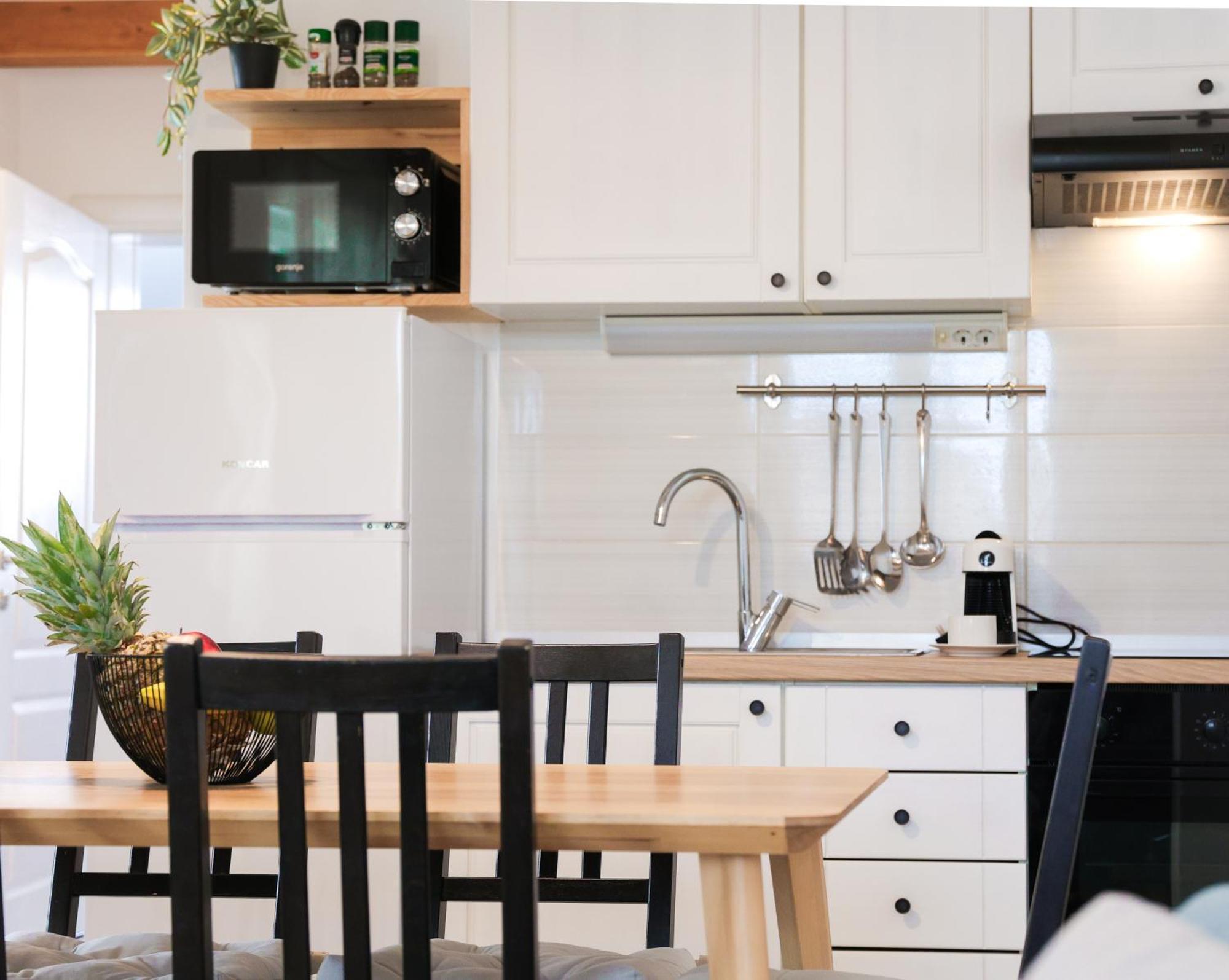Laura Apartments Бродарица Экстерьер фото