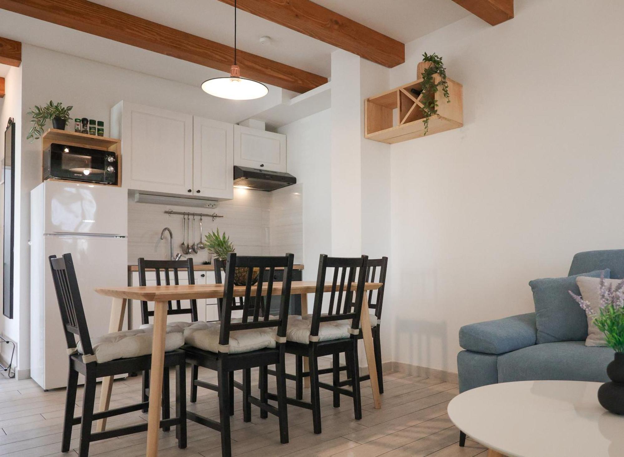 Laura Apartments Бродарица Экстерьер фото