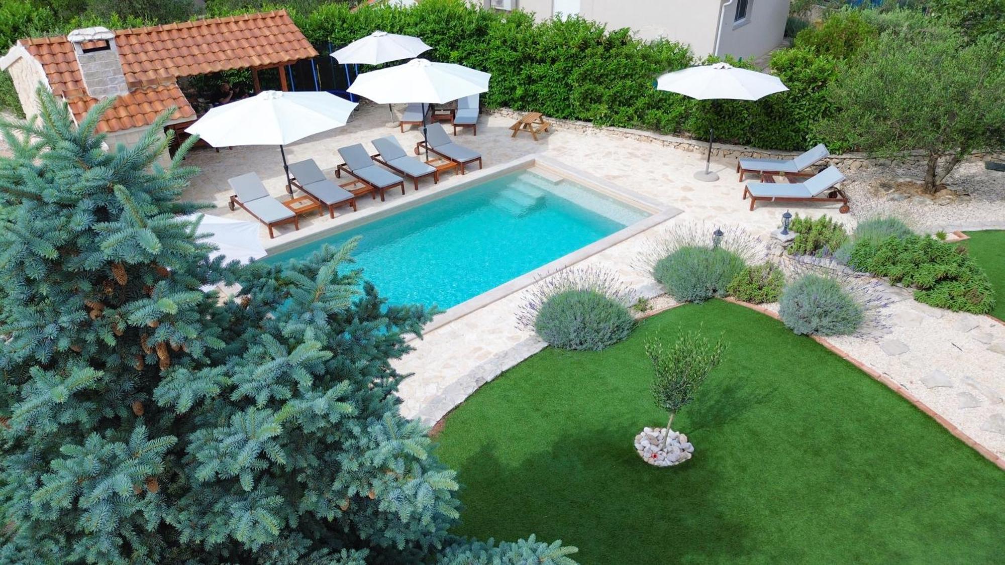 Laura Apartments Бродарица Экстерьер фото